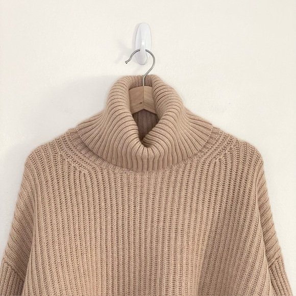 Aritzia Babaton Guell Funnel Neck Sweater Merino Wool Slouchy Turtleneck Camel L - Picture 8 of 16